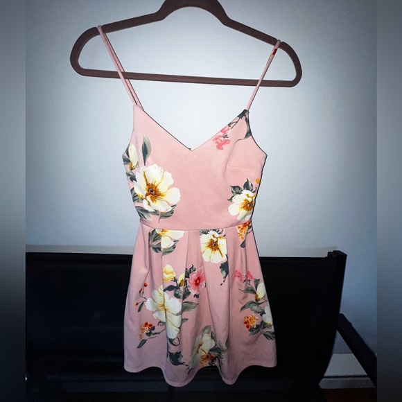 Monteau Los Angeles Floral Pink Spring Dress, Size: Small(S) - Picture 2 of 9